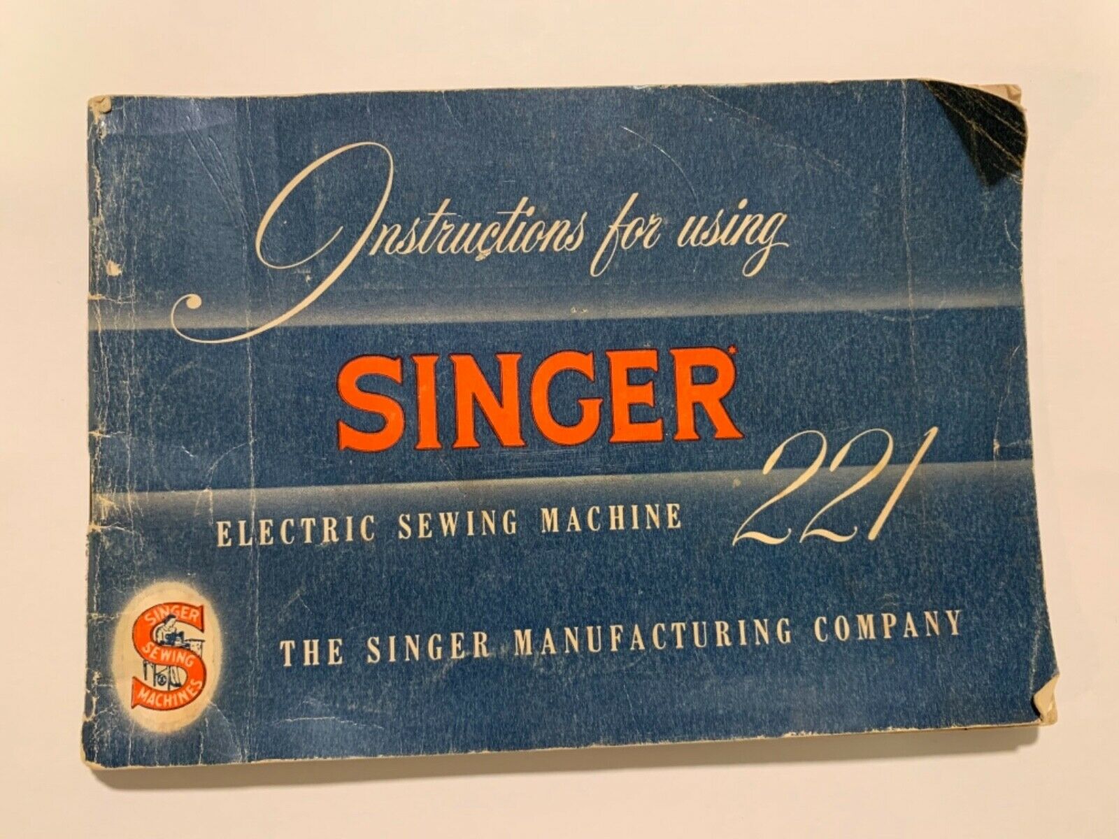Original 1955 Singer Featherweight 221 Sewing Machine Instruction Manual