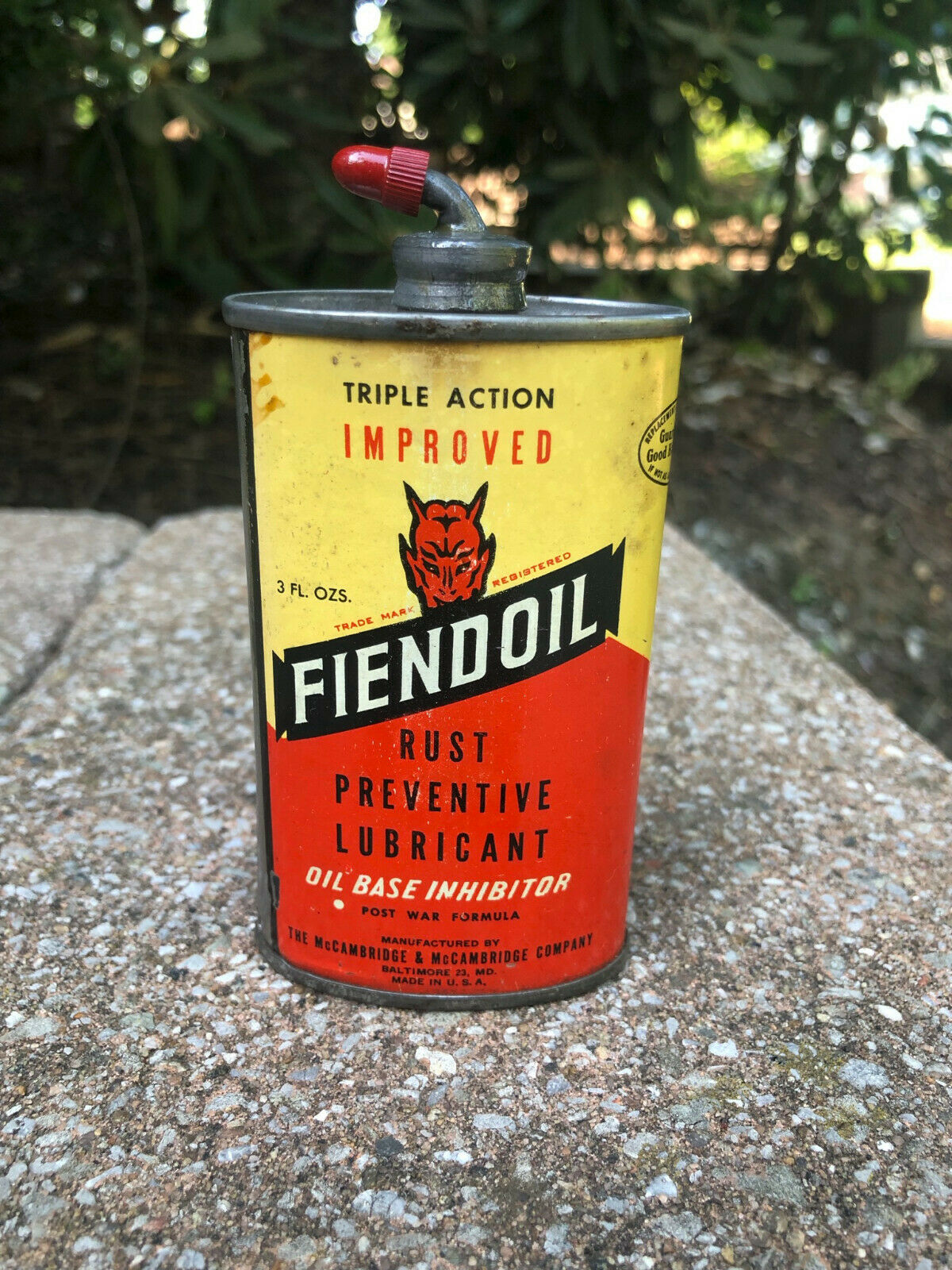 Vintage Fiendoil Handy Oil Tin Can W/ Lead Top Spout
