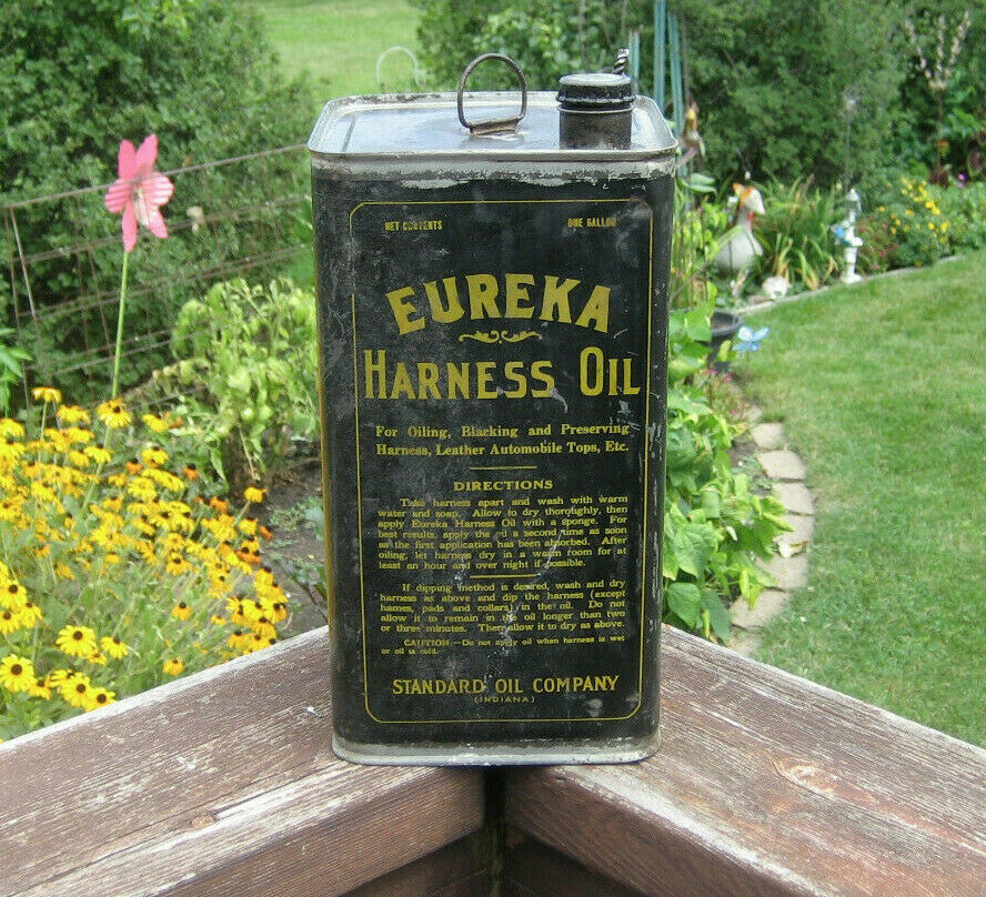 Vintage Eureka Harness Oil 1 Gallon Metal Can Standard Oil Company Indiana Guvc