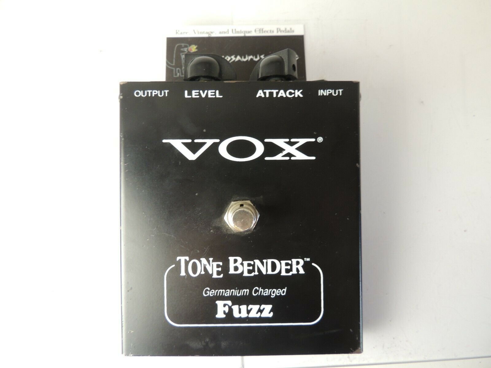 Vox V829 Tone Bender Fuzz Effects Pedal Free Usa Shipping