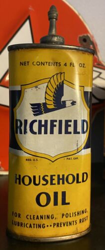 Richfield Lead Top Handy Oil Can