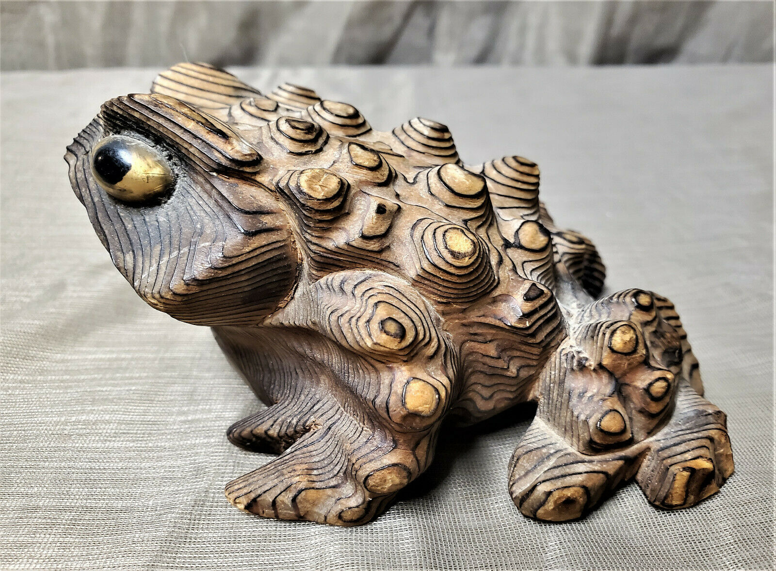 Cryptomeria Wood Carved Okimono Frog Japanese White Cedar Sculpture Toad